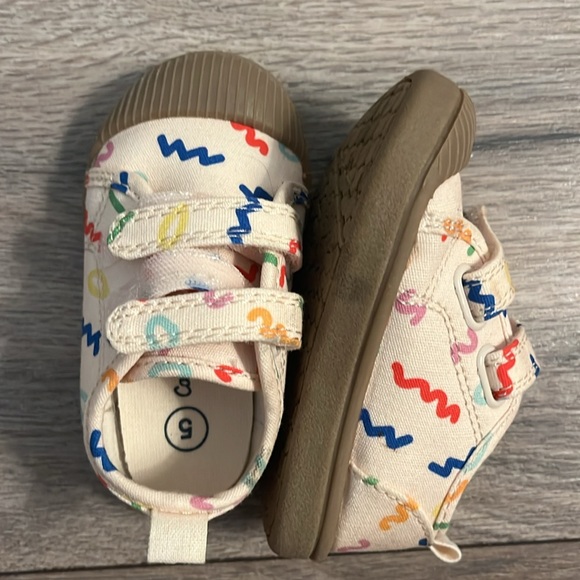Cat & Jack like new toddler Velcro shoes size 5 worn once multicolor - Picture 3 of 4
